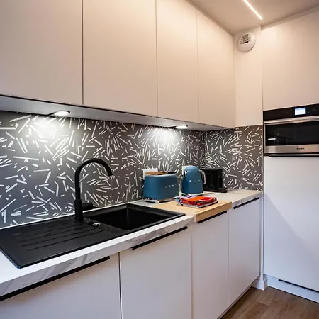 Superbe T2-t3 Rénové, Bord De Mer, Piscine, Parking Privé Appartement Collioure