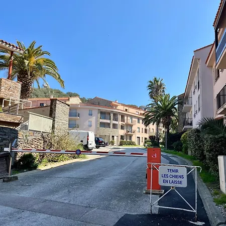 Superbe T2-t3 Renove, Bord De Mer, Piscine, Parking Prive Collioure